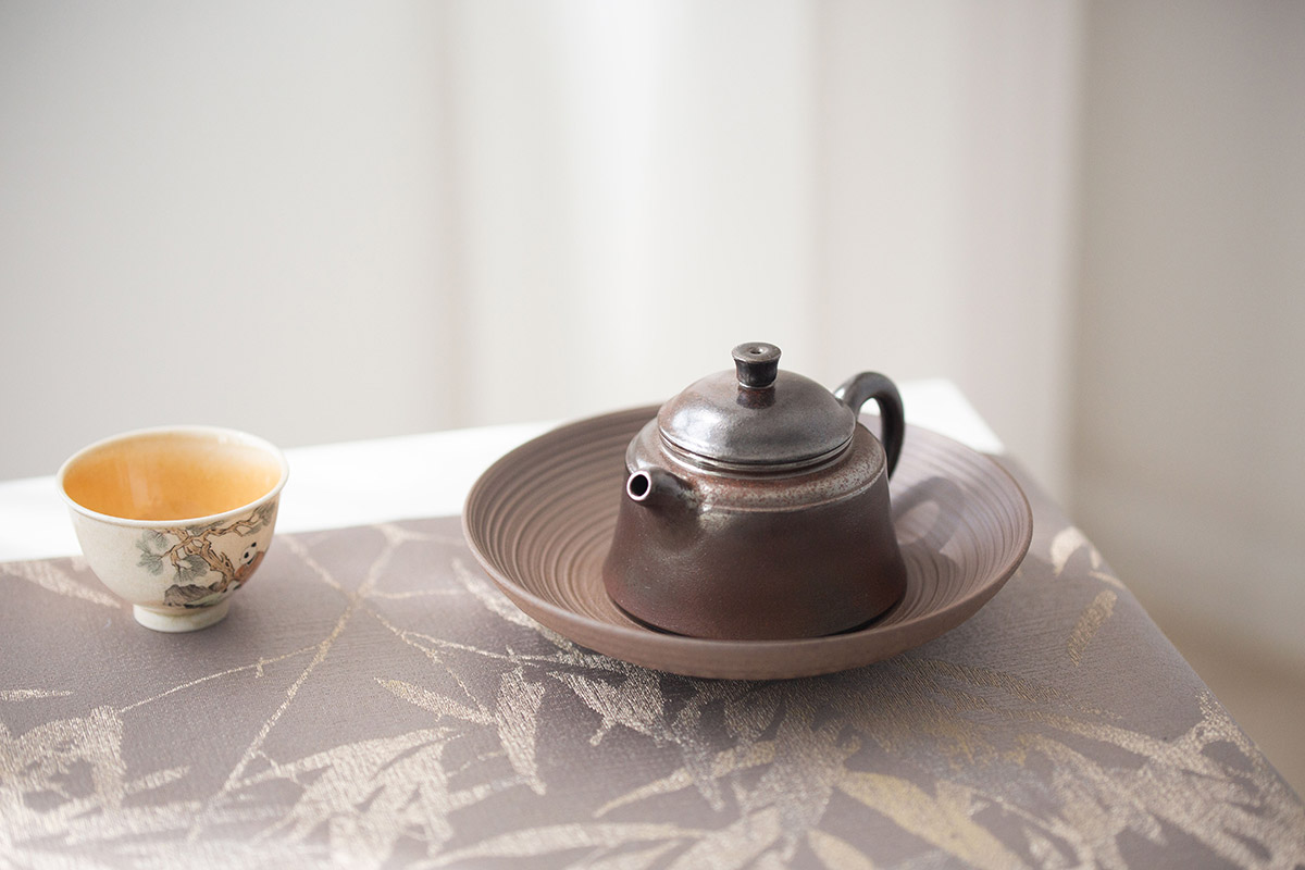 black-pearl-dezhong-wood-fired-jianshui-zitao-teapot-1