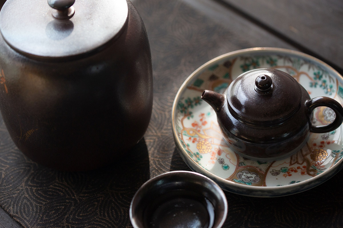 black-pearl-fanggu-wood-fired-jianshui-zitao-teapot-10