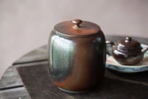 black-pearl-wood-fired-jianshui-zitao-tea-jar-4