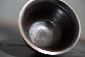 black-pearl-wood-fired-jianshui-zitao-teacup-2