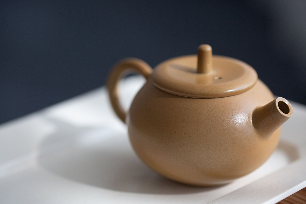 ivory-wood-fired-jianshui-zitao-teapot-ding-6