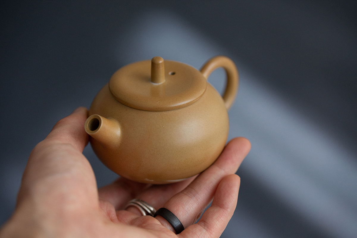 ivory-wood-fired-jianshui-zitao-teapot-ding-7