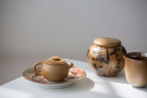 ivory-wood-fired-jianshui-zitao-teapot-niu-1