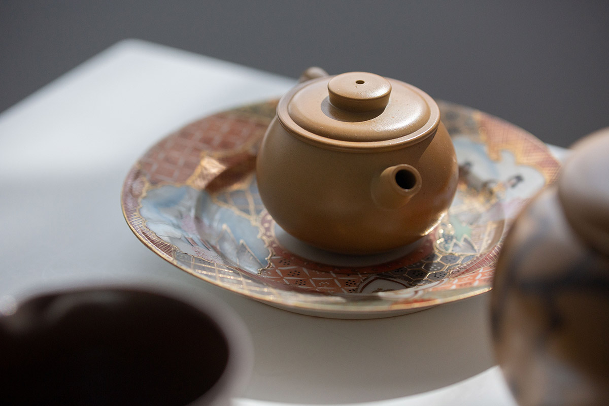 ivory-wood-fired-jianshui-zitao-teapot-niu-4