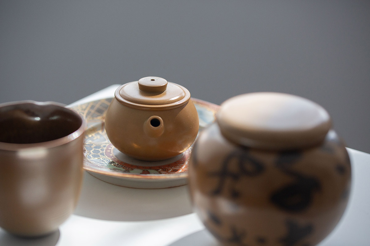 ivory-wood-fired-jianshui-zitao-teapot-niu-9