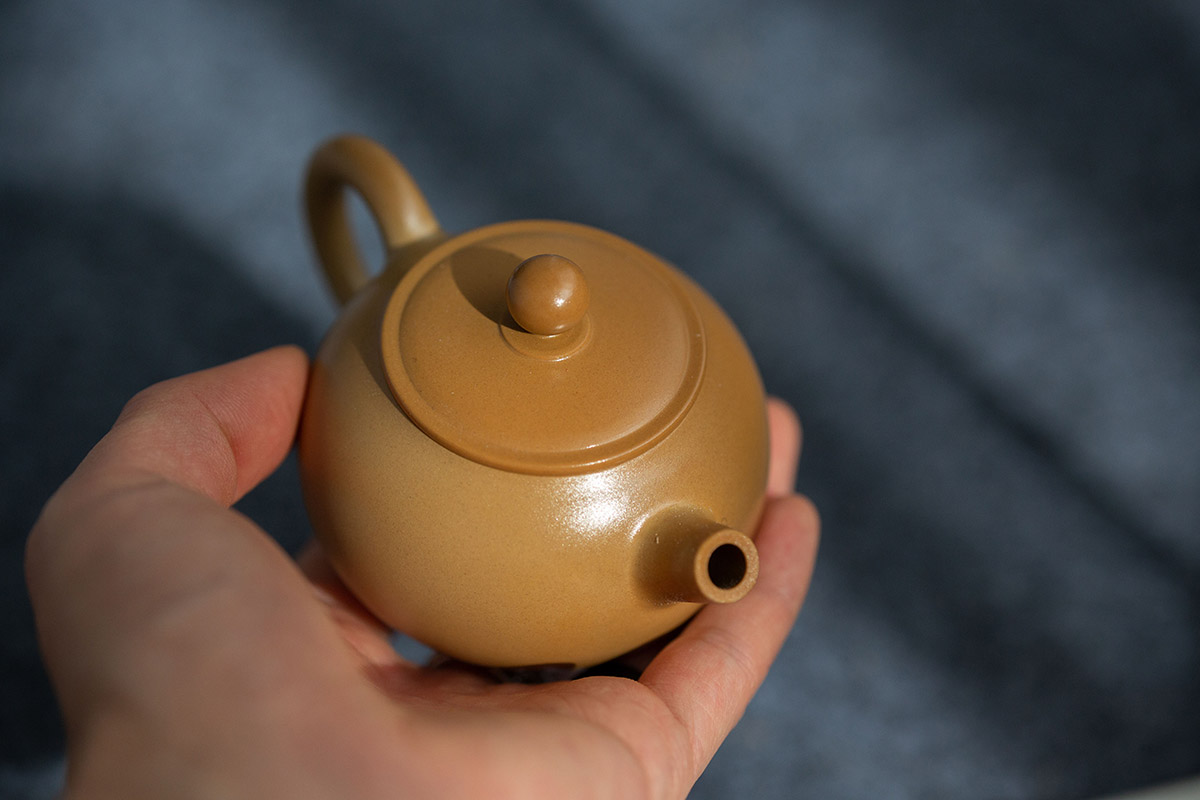 ivory-wood-fired-jianshui-zitao-teapot-qiu-6