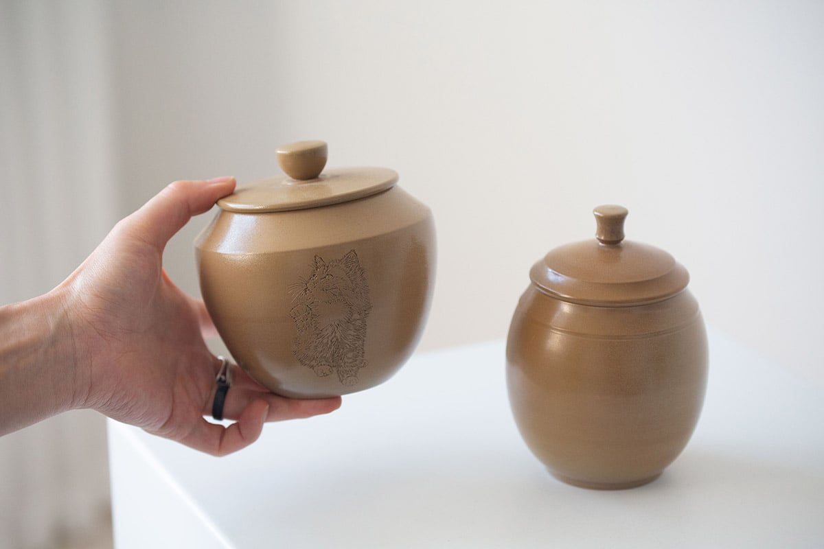 one-paw-up-wood-fired-jianshui-zitao-tea-jar-13