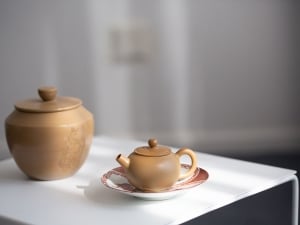 one paw up wood fired jianshui zitao tea jar 16 | BITTERLEAF TEAS