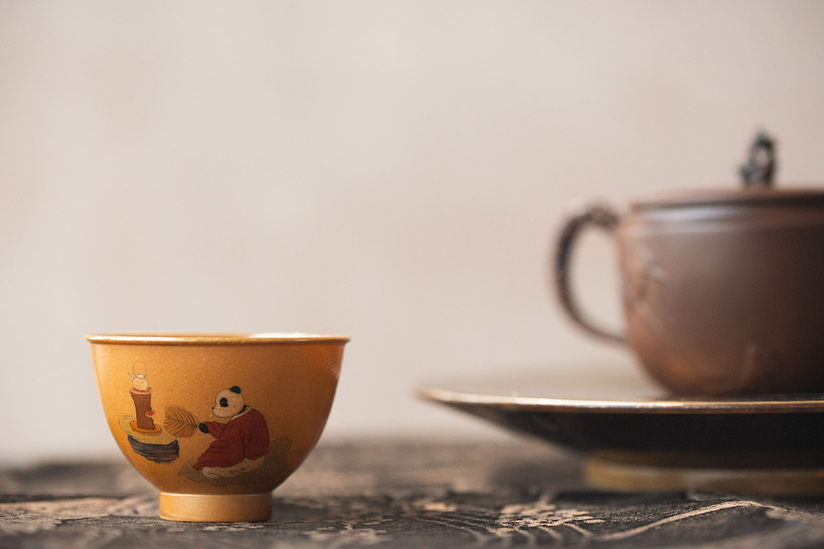 panda-society-wood-fired-teacup-chilling-1