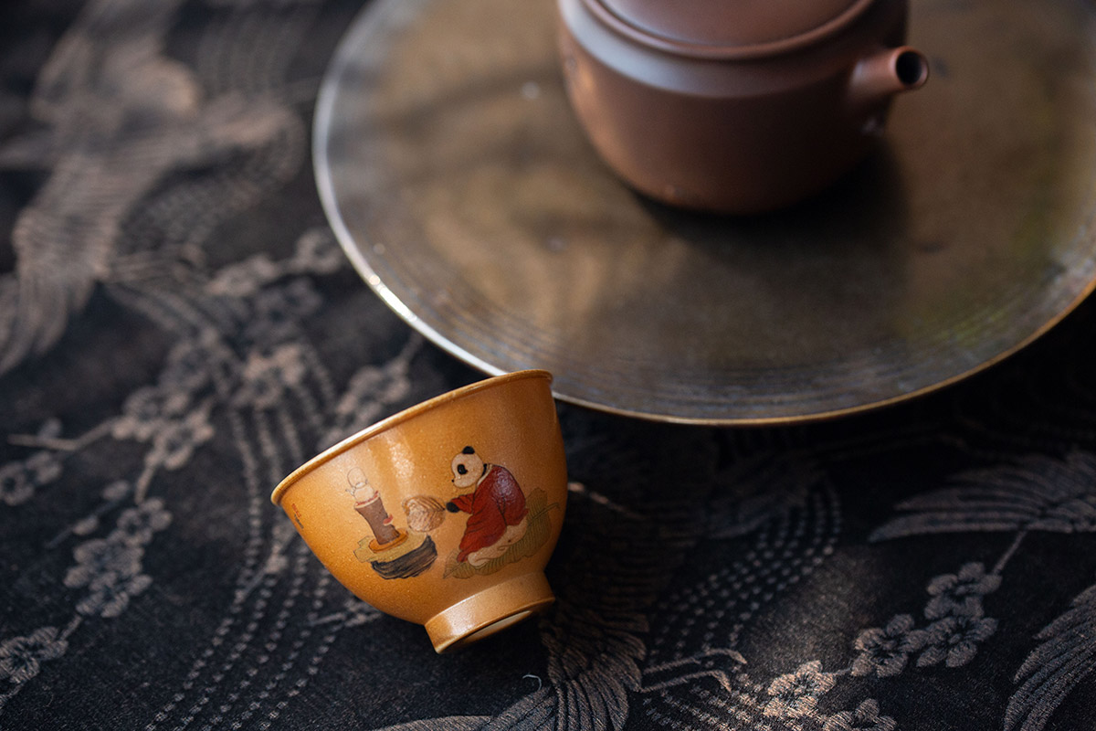 panda-society-wood-fired-teacup-chilling-2