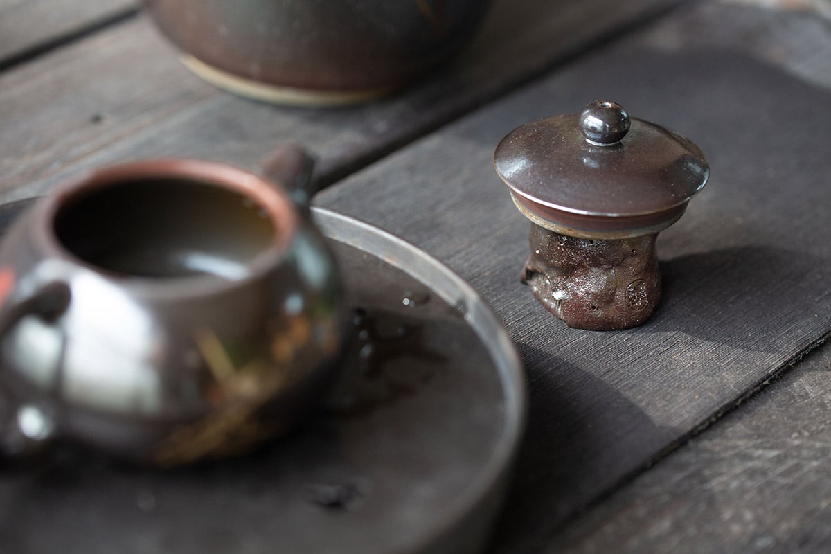 stump wood fired jianshui zitao lid holder 3 | BITTERLEAF TEAS