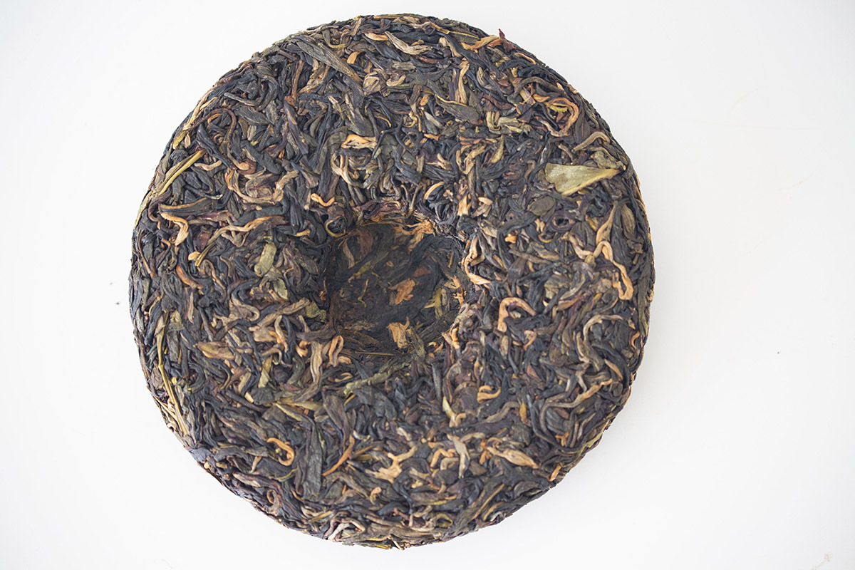 sugary-pick-me-up-2022-black-tea-dancong-oolong-blend-4