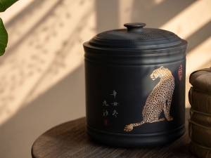 the hunt jianshui zitao tong jar 9 | BITTERLEAF TEAS