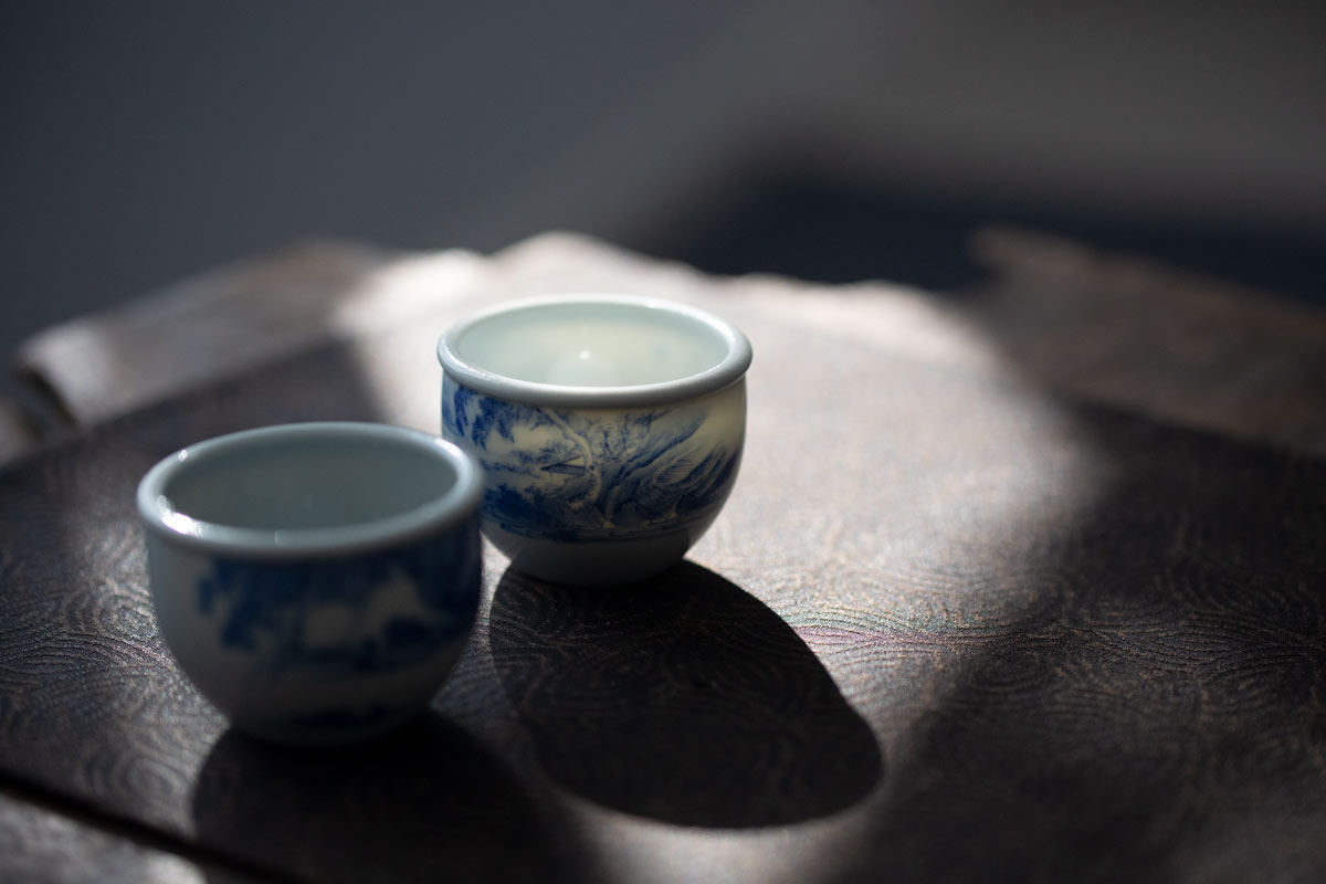 imperial-blue-teacup-shanshui-14