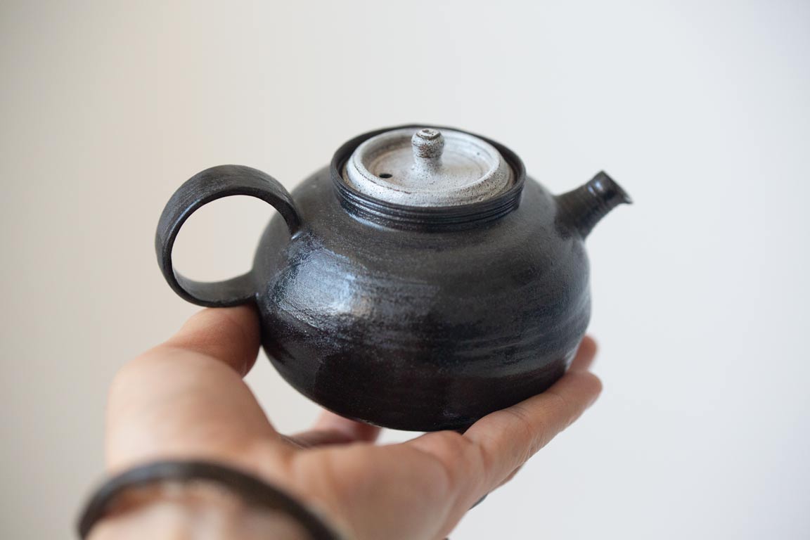 1001-teapot-415-8