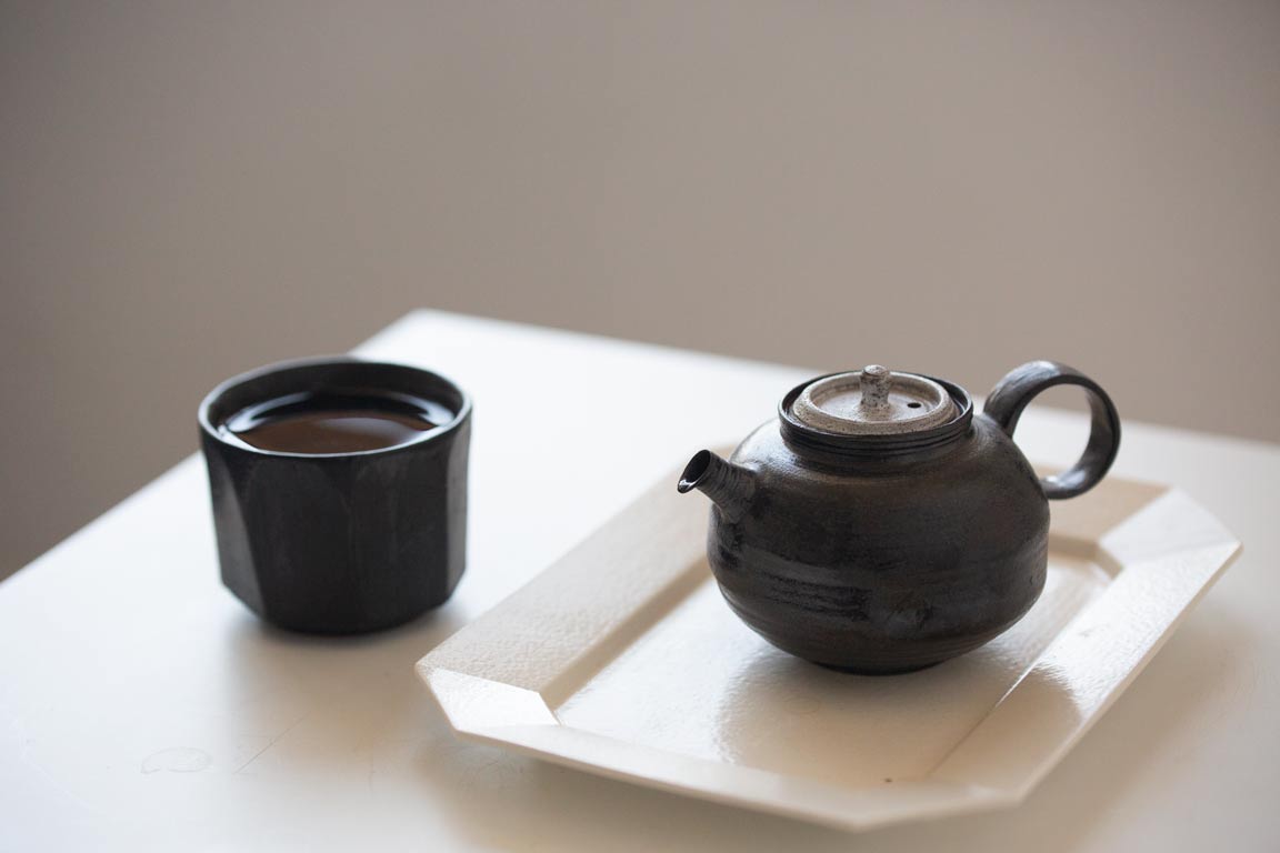 1001-teapot-415-9