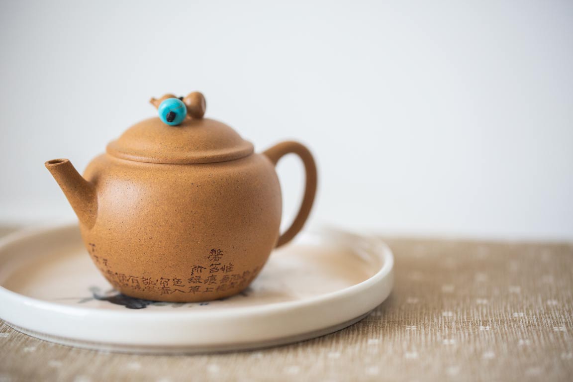 hulu-duanni-yixing-zisha-teapot-3