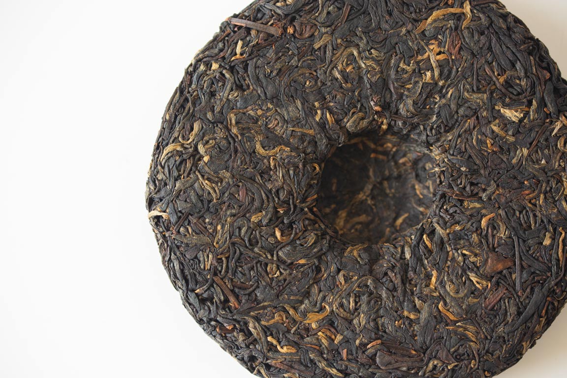 red-rabbit-2023-yiwu-shaihong-black-tea-6