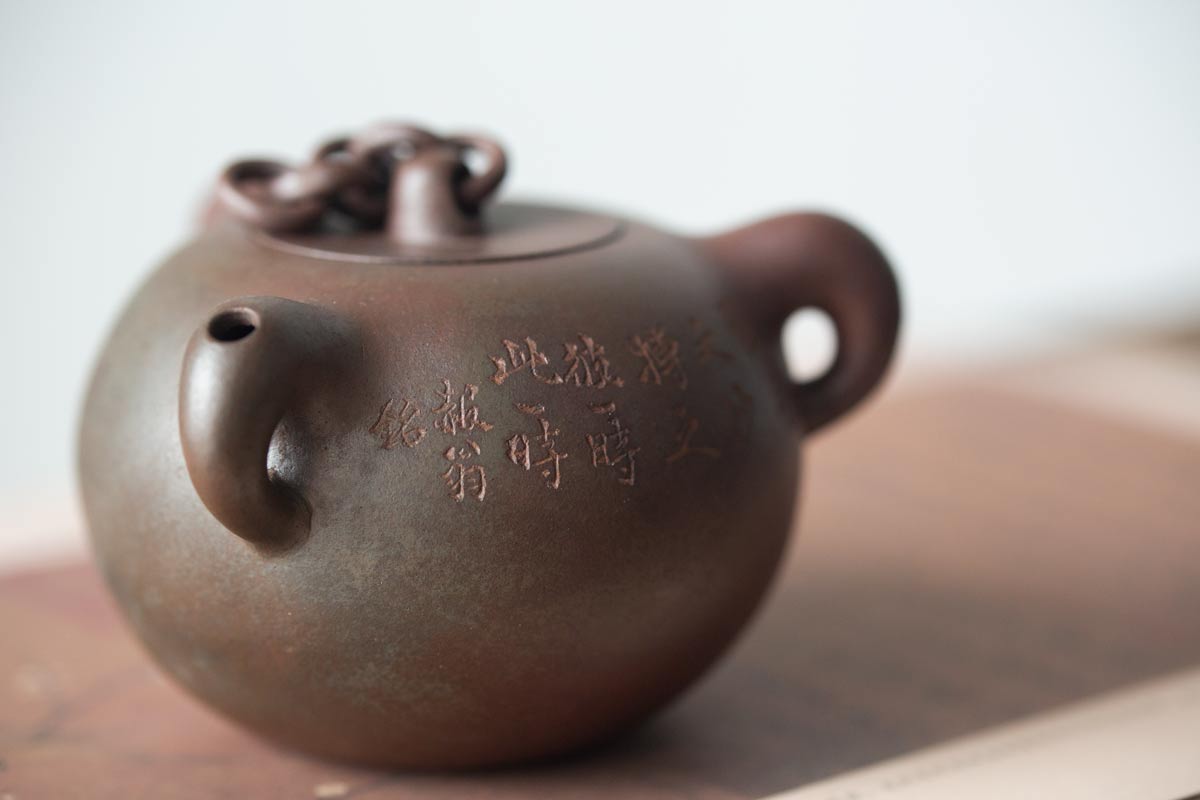 bo-lang-chui-yixing-zini-teapot-4