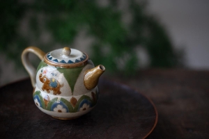 friends-of-the-forest-hulu-elephant-teapot-3