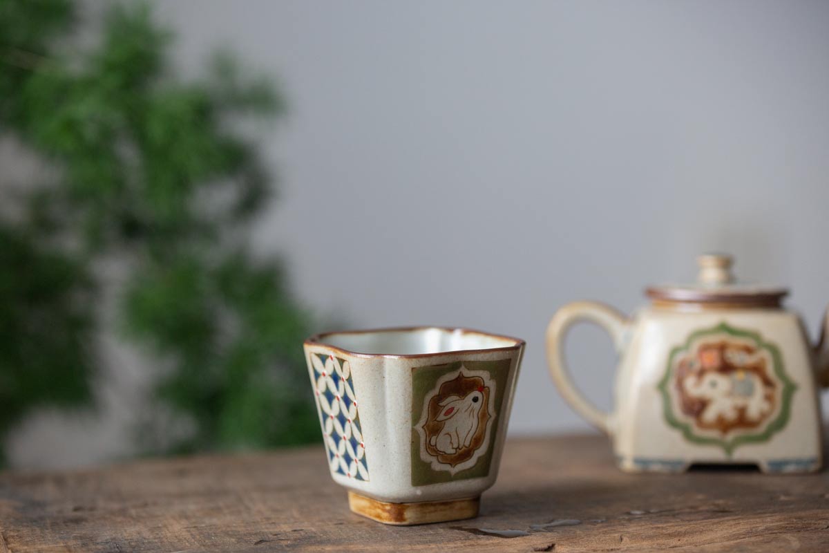 friends-of-the-forest-square-teacup-7