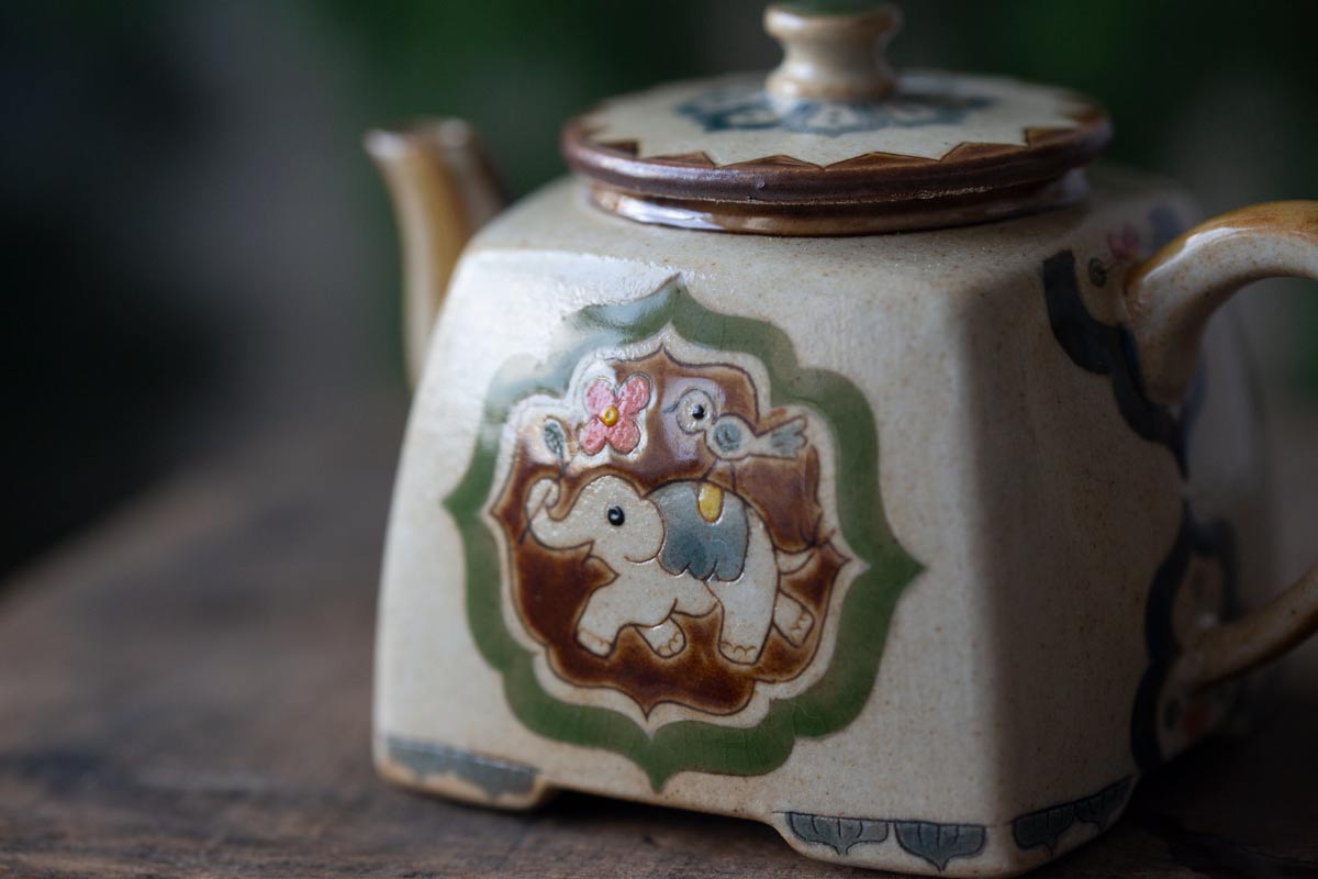 friends of the forest square teapot 12 | BITTERLEAF TEAS friends of the forest square teapot 12 | BITTERLEAF TEAS