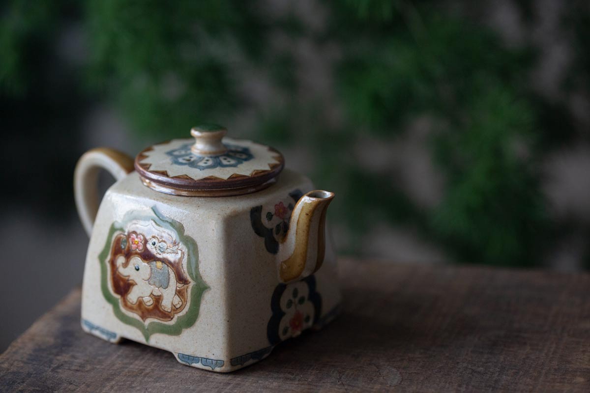 friends of the forest square teapot 13 | BITTERLEAF TEAS friends of the forest square teapot 13 | BITTERLEAF TEAS