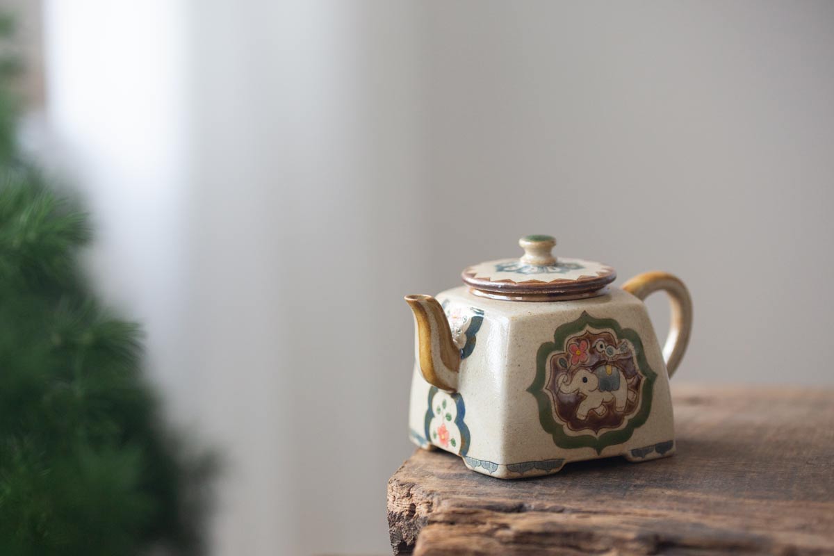 friends of the forest square teapot 7 | BITTERLEAF TEAS friends of the forest square teapot 7 | BITTERLEAF TEAS