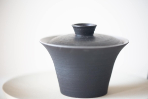 black-sand-gaiwan-3