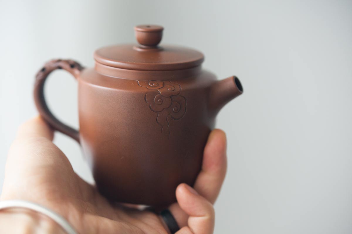 cloud 9 jianshui zitao teapot tall julunzhu 10 | BITTERLEAF TEAS cloud 9 jianshui zitao teapot tall julunzhu 10 | BITTERLEAF TEAS