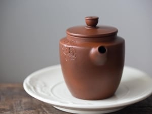 cloud 9 jianshui zitao teapot tall julunzhu 6 | BITTERLEAF TEAS