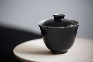 four-seasons-gaiwan-plum-2