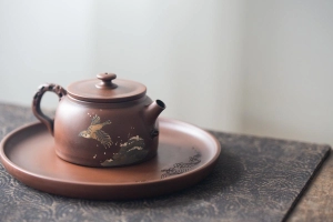 natural-habitat-jianshui-zitao-teapot-bird-i-1