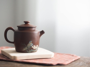 natural habitat jianshui zitao teapot bird ii 1 | BITTERLEAF TEAS