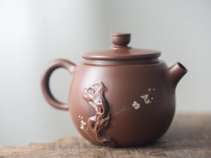 natural habitat jianshui zitao teapot plum 7 | BITTERLEAF TEAS