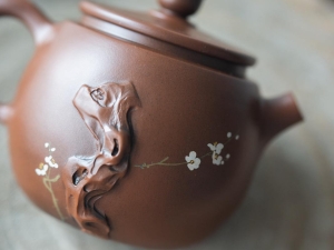 natural habitat jianshui zitao teapot plum 9 | BITTERLEAF TEAS