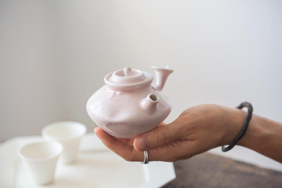 1001-teapot-430-8