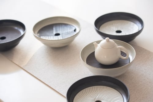 1001 Mono Tea Tray