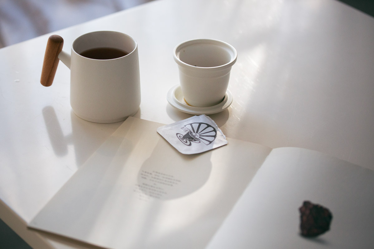 in good hands easy brew mug 5 | BITTERLEAF TEAS