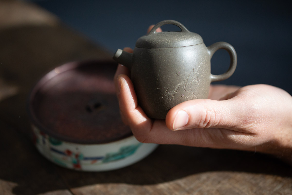 julunzhu-qing-duanni-yixing-zisha-teapot-15