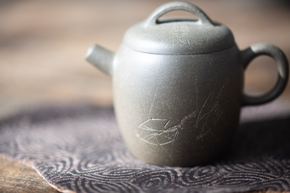 julunzhu-qing-duanni-yixing-zisha-teapot-3