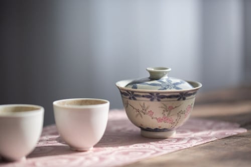 Azure Gaiwan - Plum