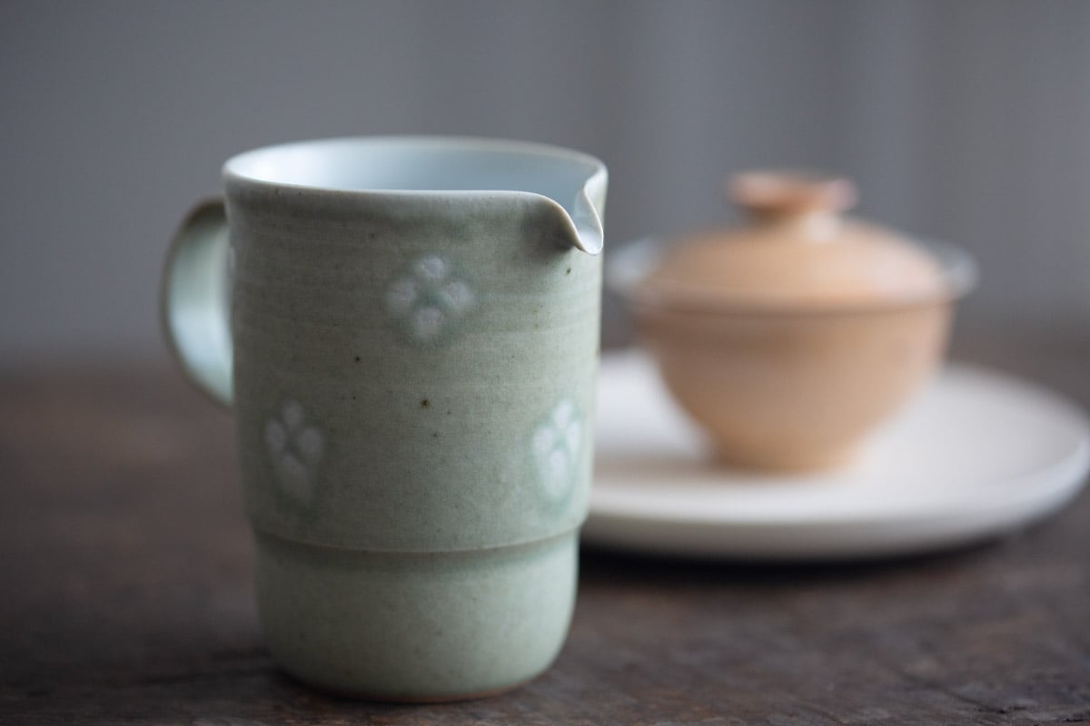 hearth pitcher 15 | BITTERLEAF TEAS hearth pitcher 15 | BITTERLEAF TEAS