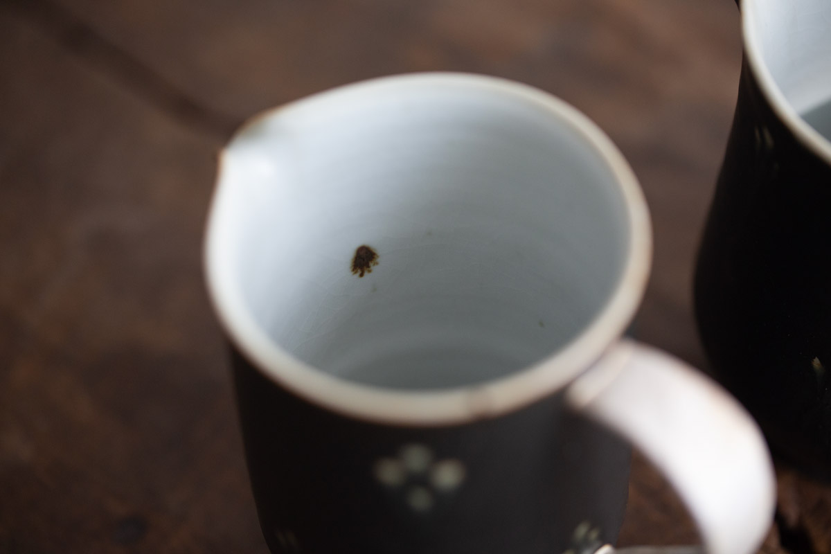 hearth pitcher 3 | BITTERLEAF TEAS hearth pitcher 3 | BITTERLEAF TEAS