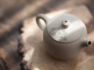 natural habitat jianshui zitao teapot lion 1 | BITTERLEAF TEAS