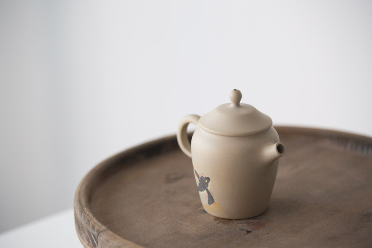 natural habitat jianshui zitao teapot magnolia white whale ride 3 | BITTERLEAF TEAS natural habitat jianshui zitao teapot magnolia white whale ride 3 | BITTERLEAF TEAS