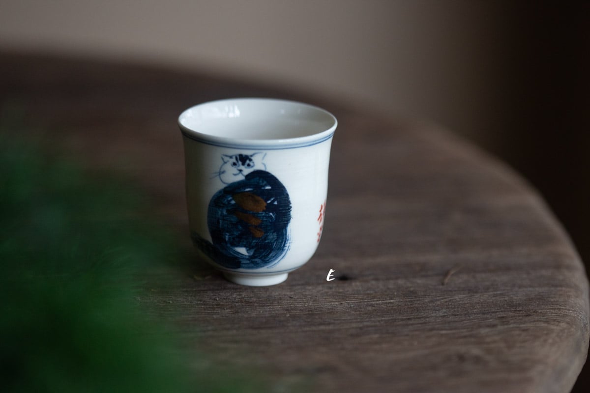 gilded qinghua teacup feline 5 25 25 | BITTERLEAF TEAS
