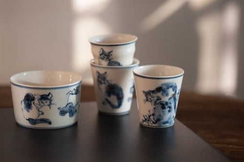 gilded quinghua teacup feline 12 24 8 | BITTERLEAF TEAS