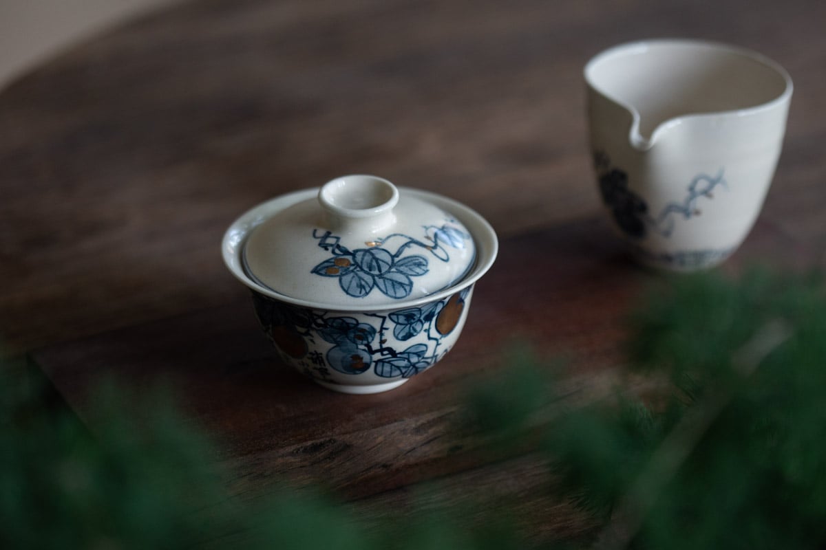 gilded qinghua gaiwan hulu 5 252 | BITTERLEAF TEAS gilded qinghua gaiwan hulu 5 252 | BITTERLEAF TEAS