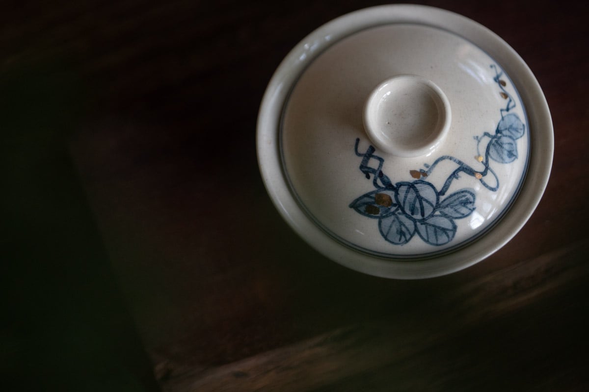 gilded qinghua gaiwan hulu 5 254 | BITTERLEAF TEAS gilded qinghua gaiwan hulu 5 254 | BITTERLEAF TEAS